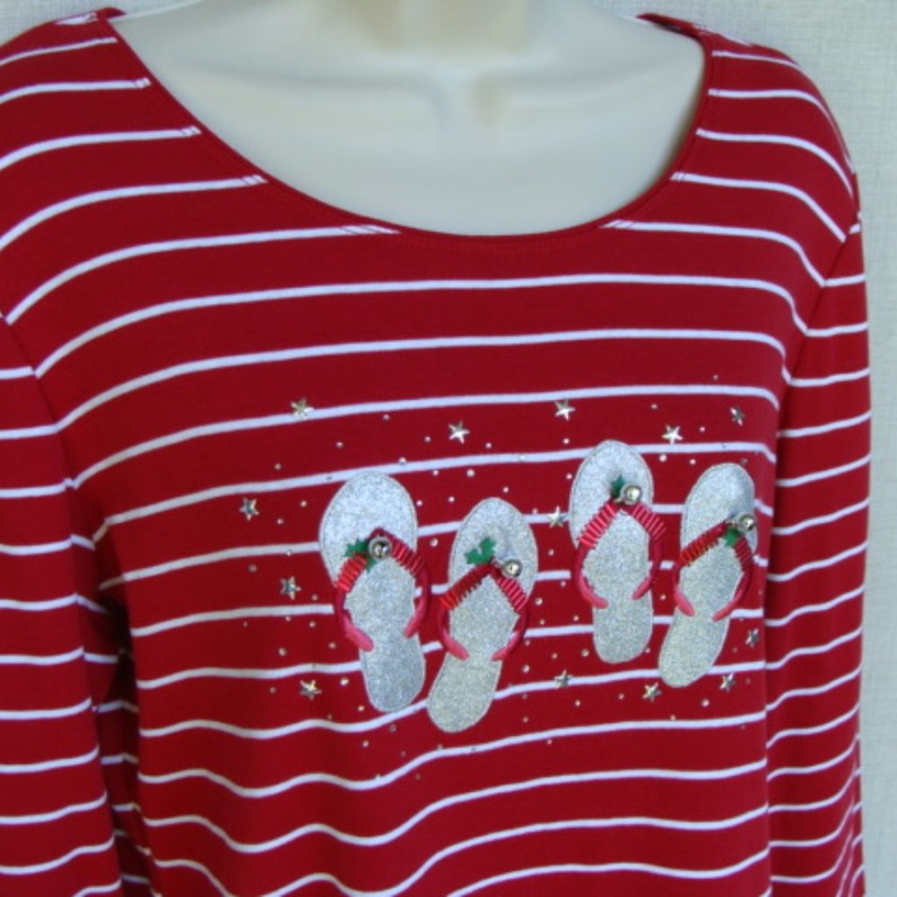 red striped top glitter holiday flip-flops